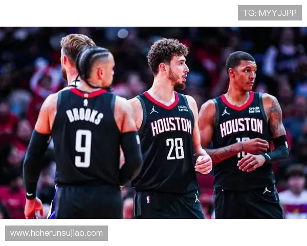 火箭队迎来新赛季挑战 两大新援助力球队冲击季后赛目标 火箭队迎来新赛季挑战 两大新援助力球队冲击季后赛目标