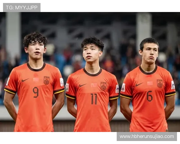 中国男篮激战日本晋级亚洲杯四强 凭借绝杀时刻展现团队精神