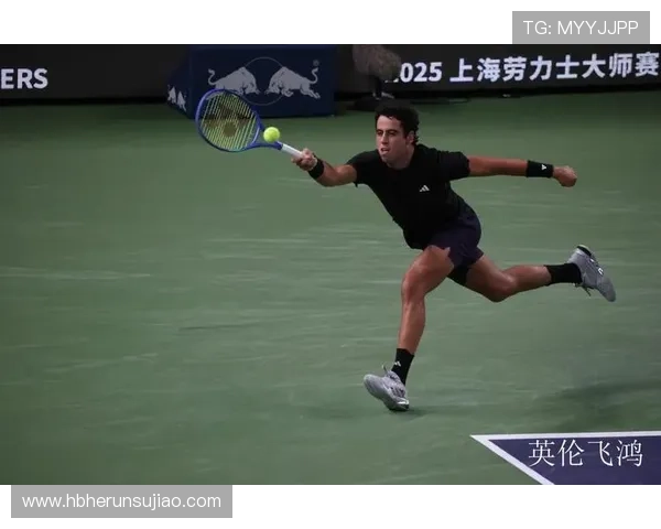 德约科维奇强势逆转再夺冠军展现网球传奇不老神话震撼全场