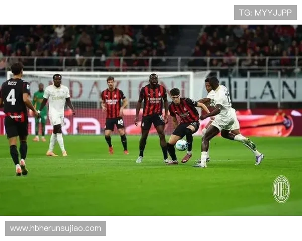 罗马队力克对手迎来三连胜,意甲争冠形势愈加激烈 罗马队力克对手迎来三连胜,意甲争冠形势愈加激烈