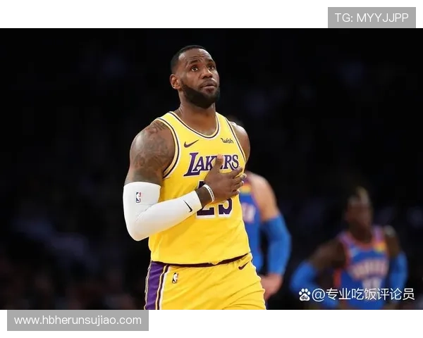 詹姆斯谈新赛季目标:争取个人第五冠,带领湖人重返巅峰 詹姆斯谈新赛季目标:争取个人第五冠,带领湖人重返巅峰